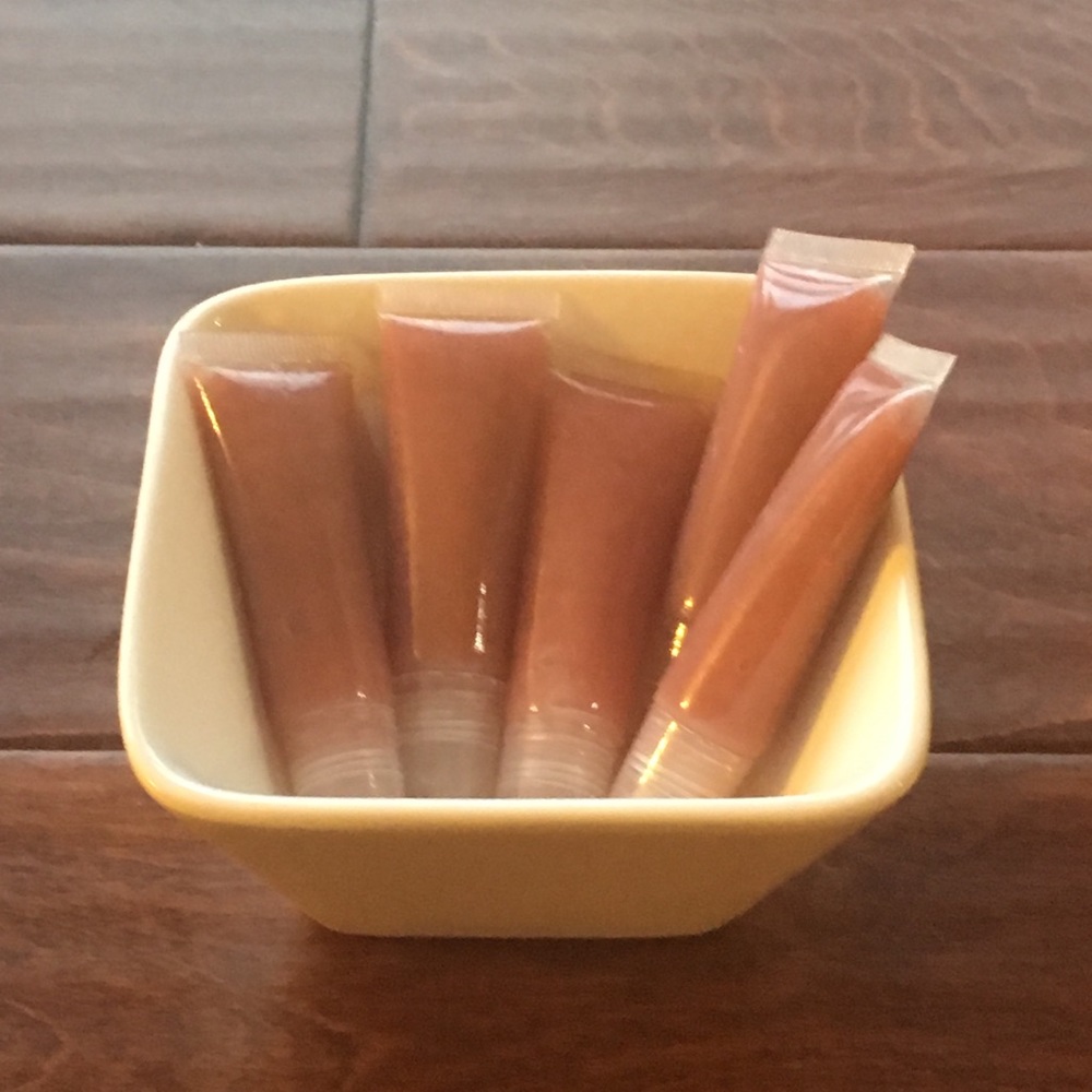 Malibu ultra hydrating lip gloss
